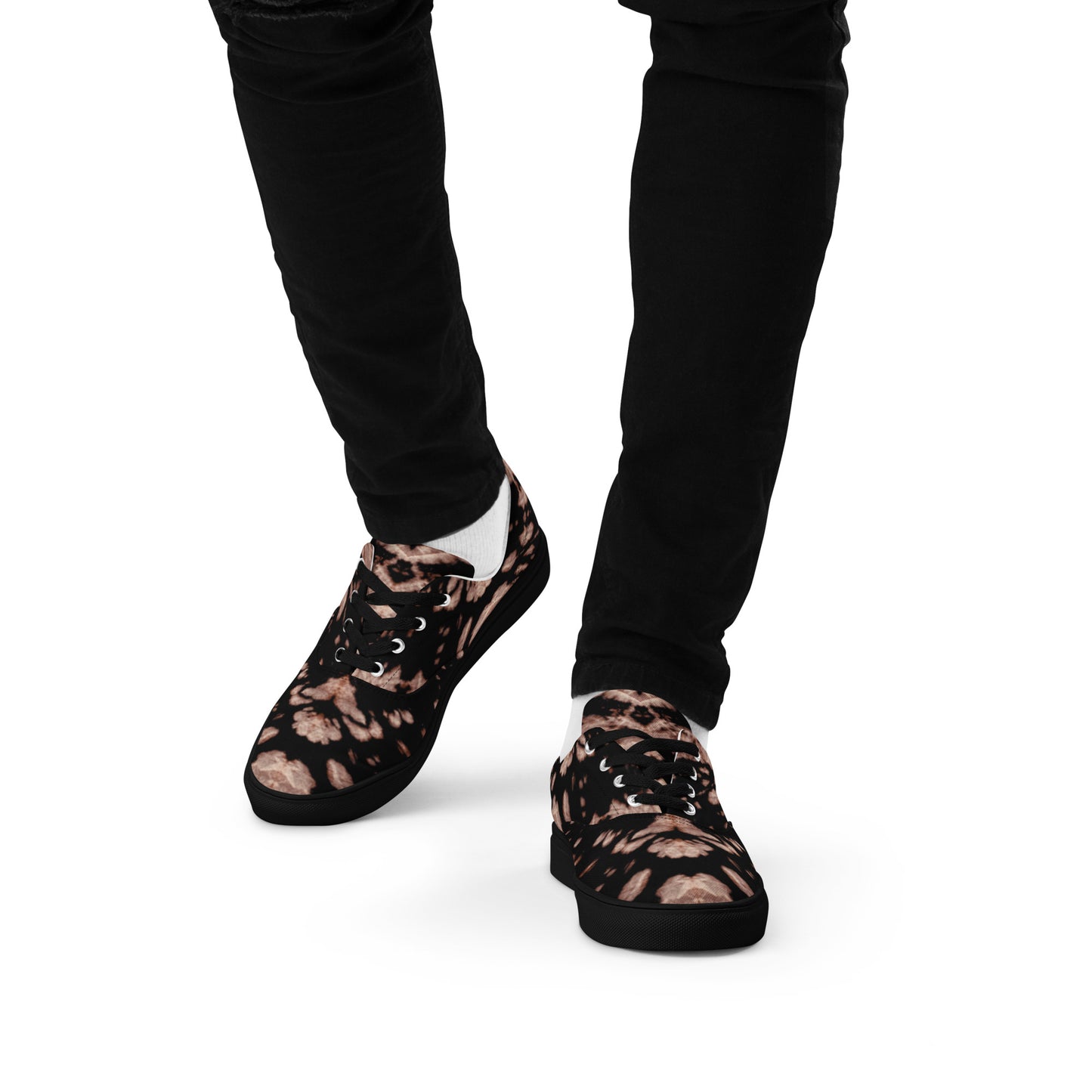 Men’s lace-up canvas shoes