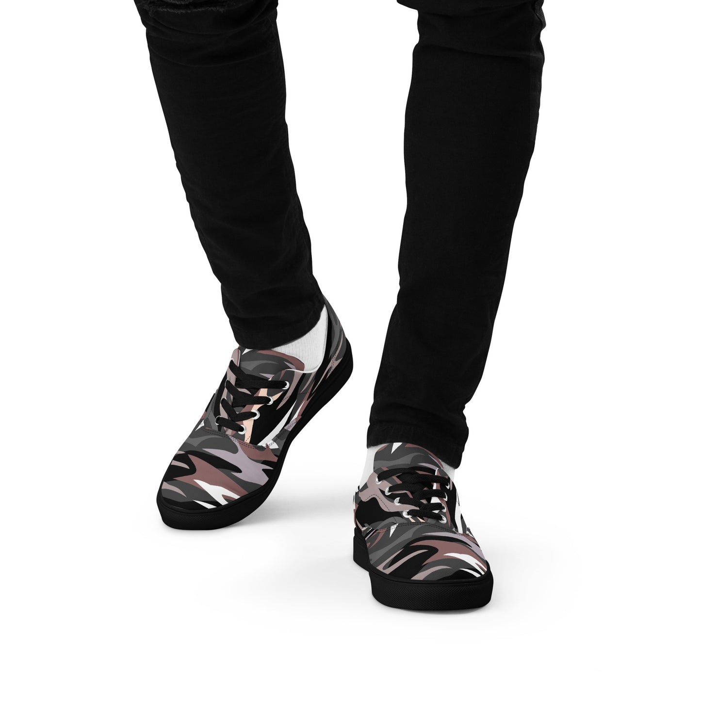 Men’s lace-up canvas shoes