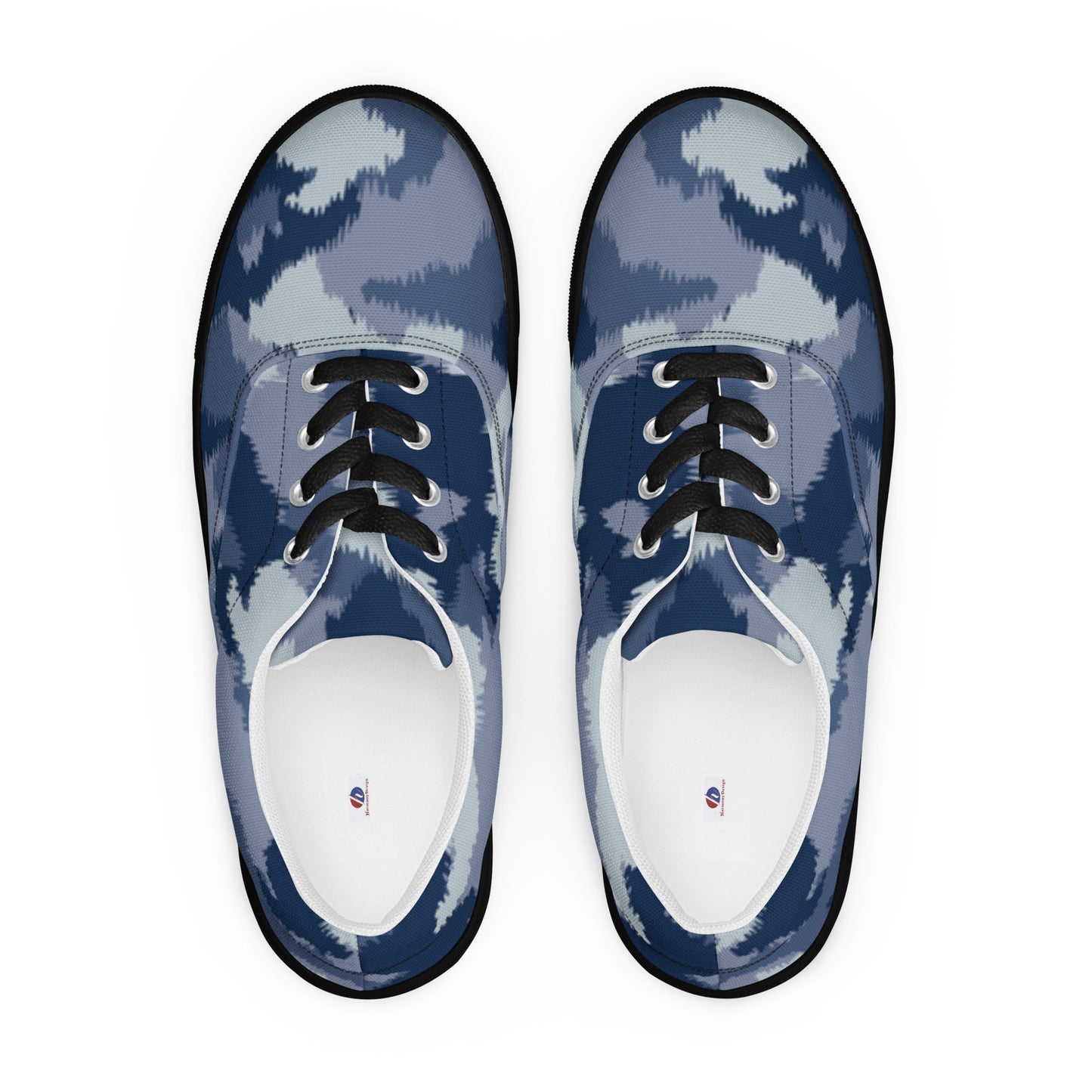 Women’s lace-up canvas shoes