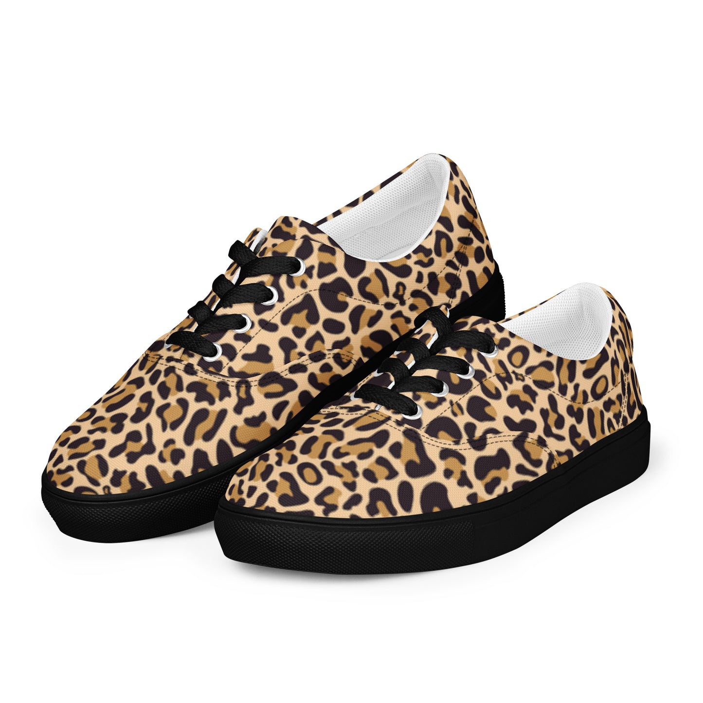 Women’s lace-up canvas shoes