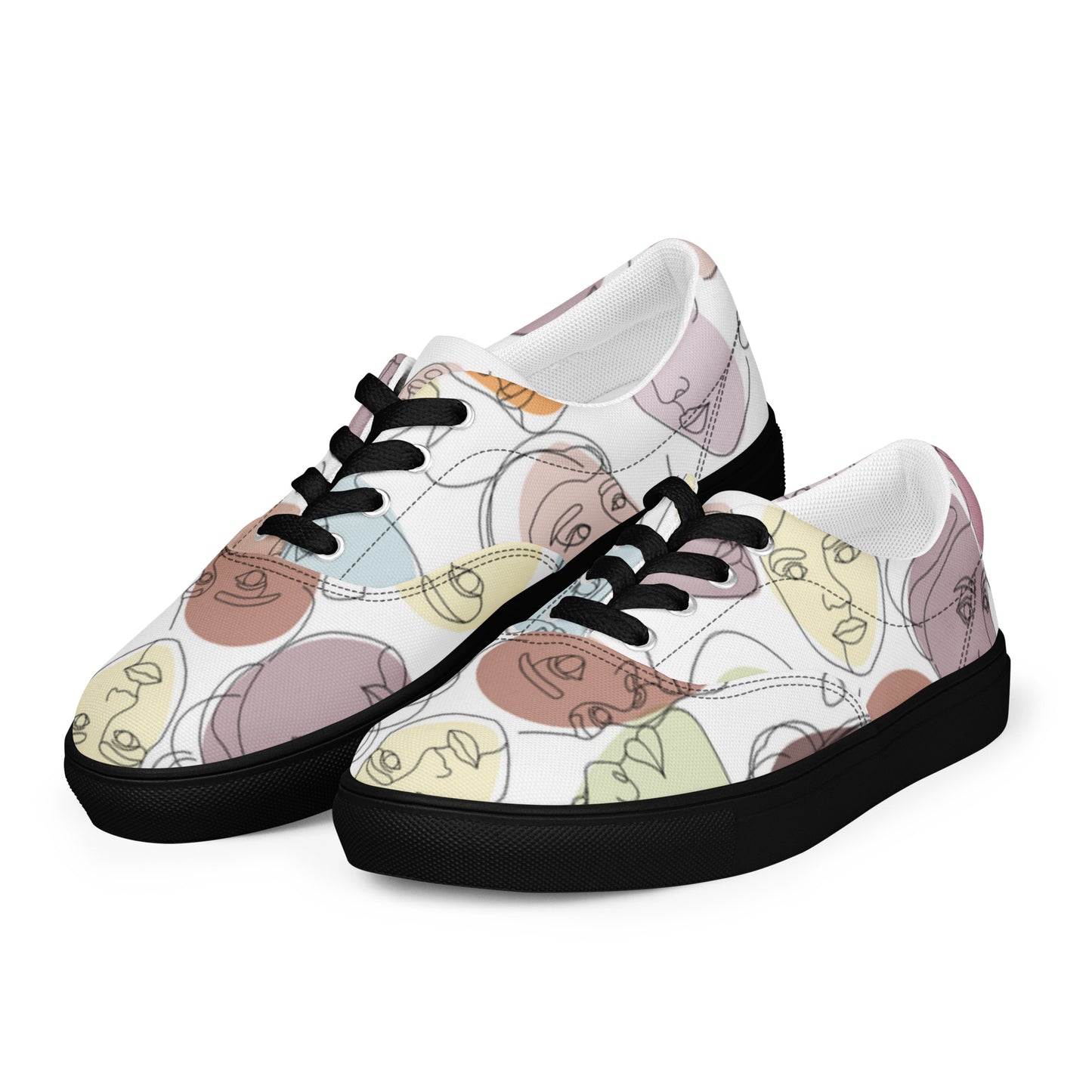 Women’s lace-up canvas shoes