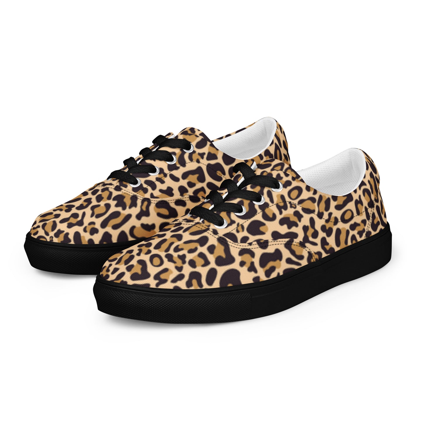 Women’s lace-up canvas shoes