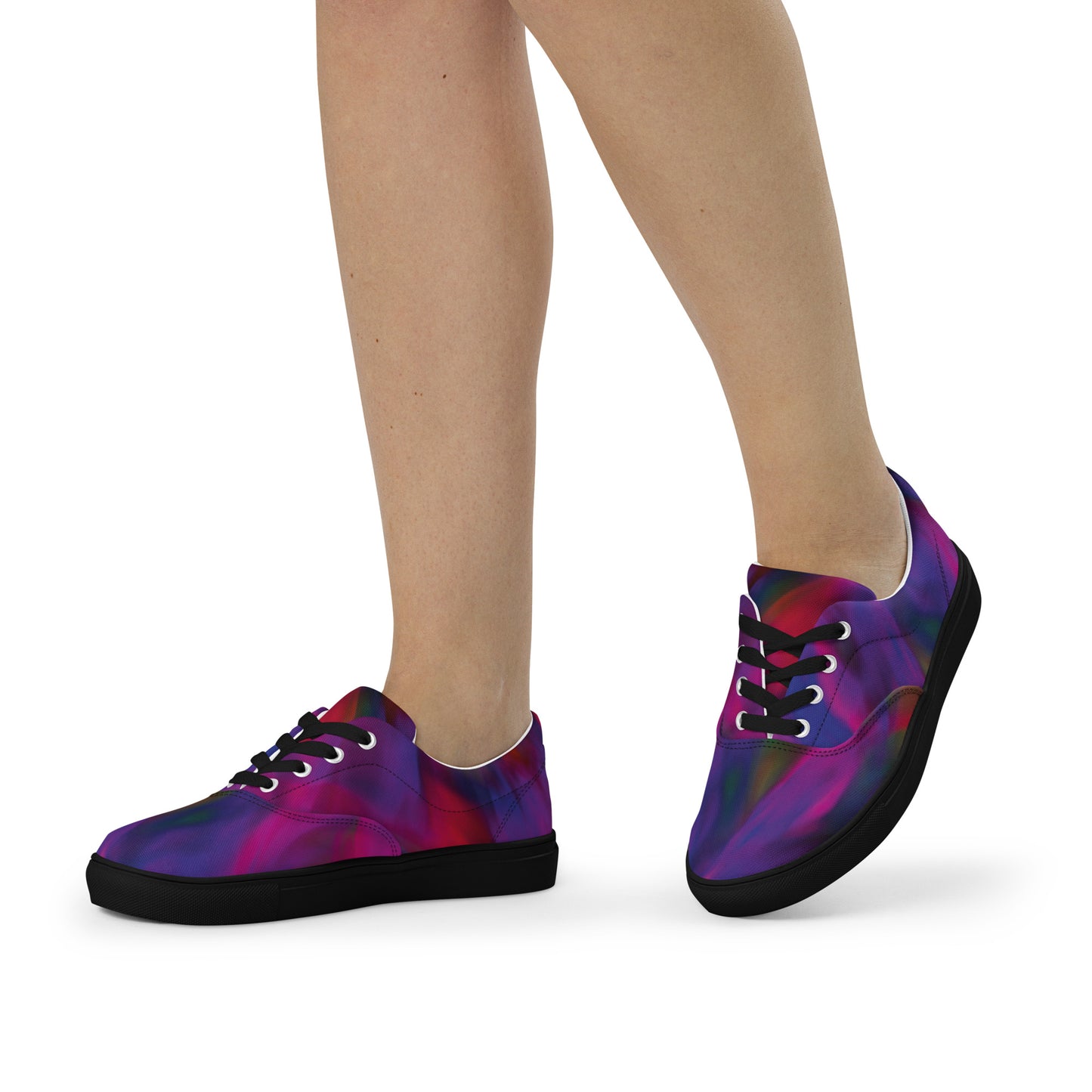 Women’s lace-up canvas shoes