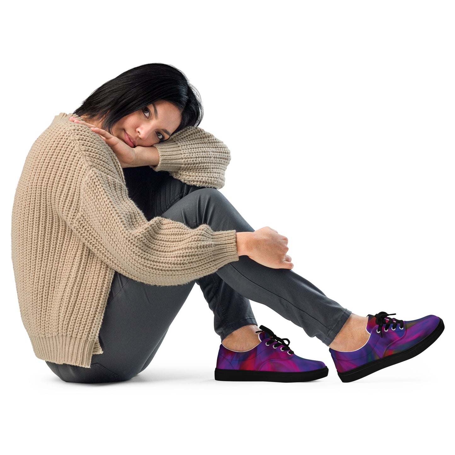Women’s lace-up canvas shoes