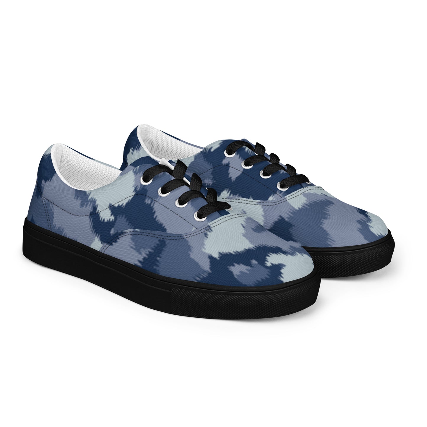 Women’s lace-up canvas shoes
