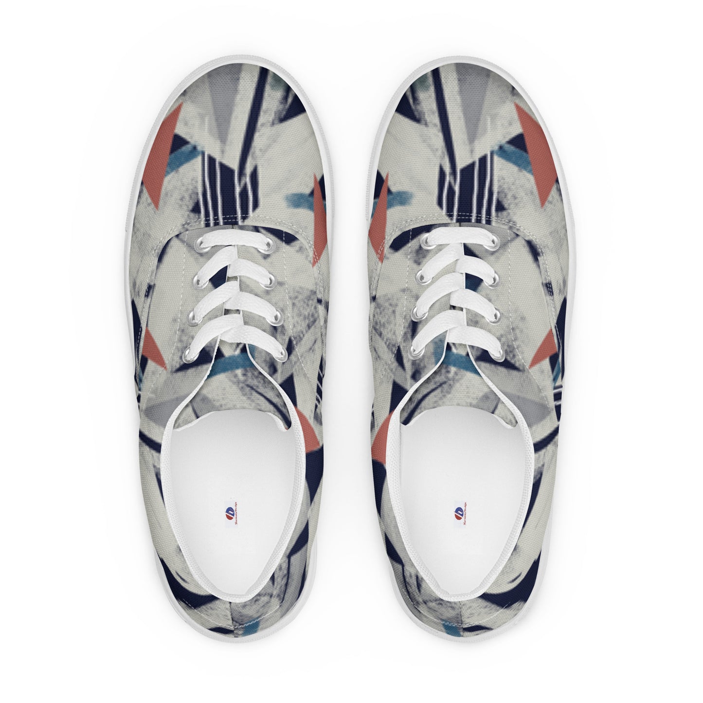 Women’s lace-up canvas shoes