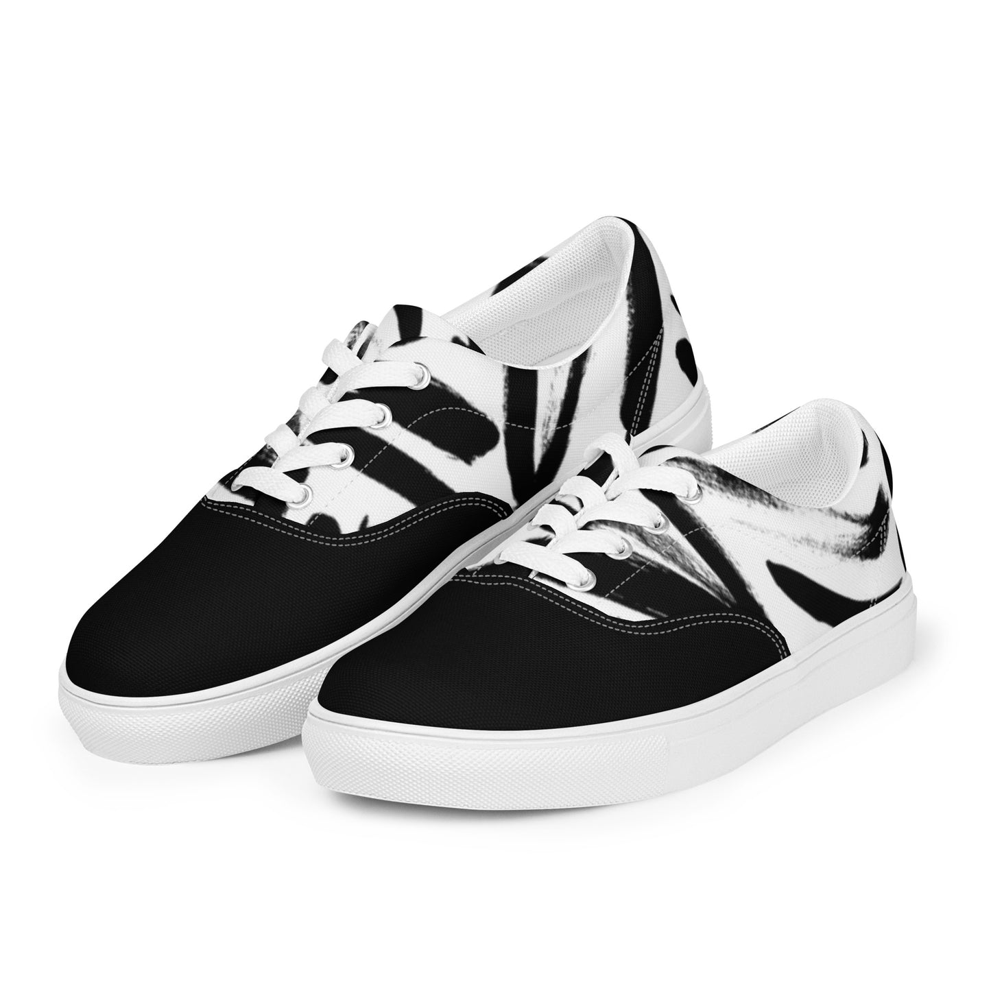 Women’s lace-up canvas shoes