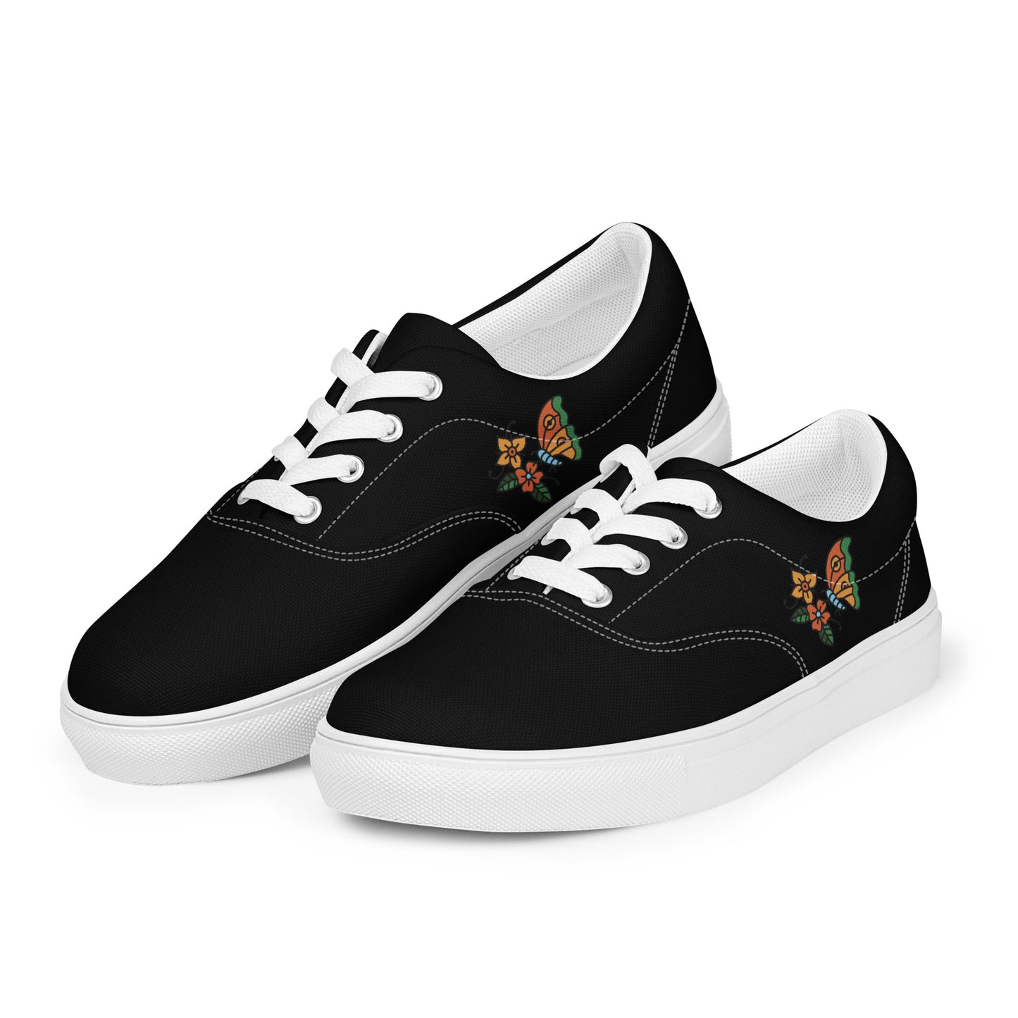 Women’s lace-up canvas shoes