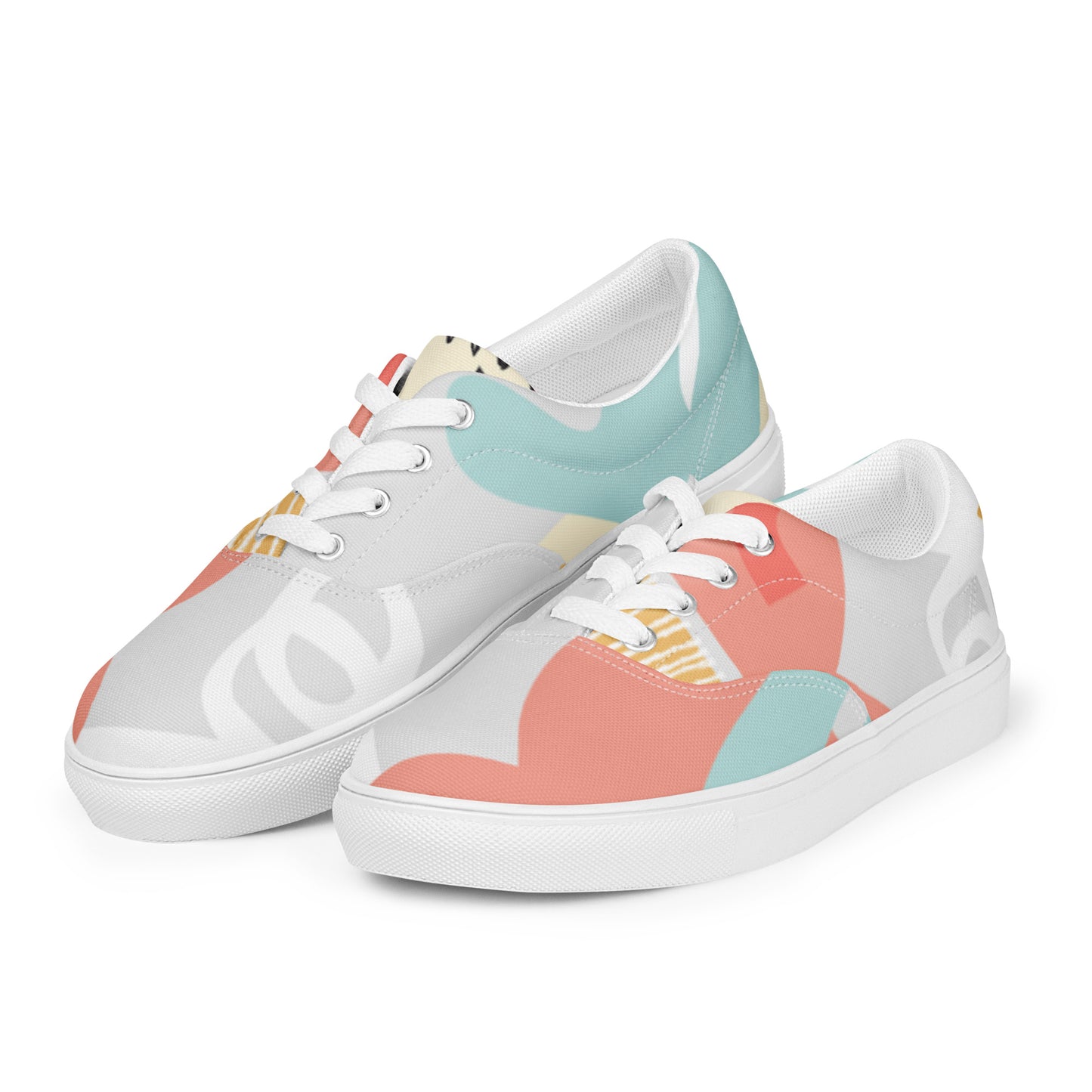 Women’s lace-up canvas shoes