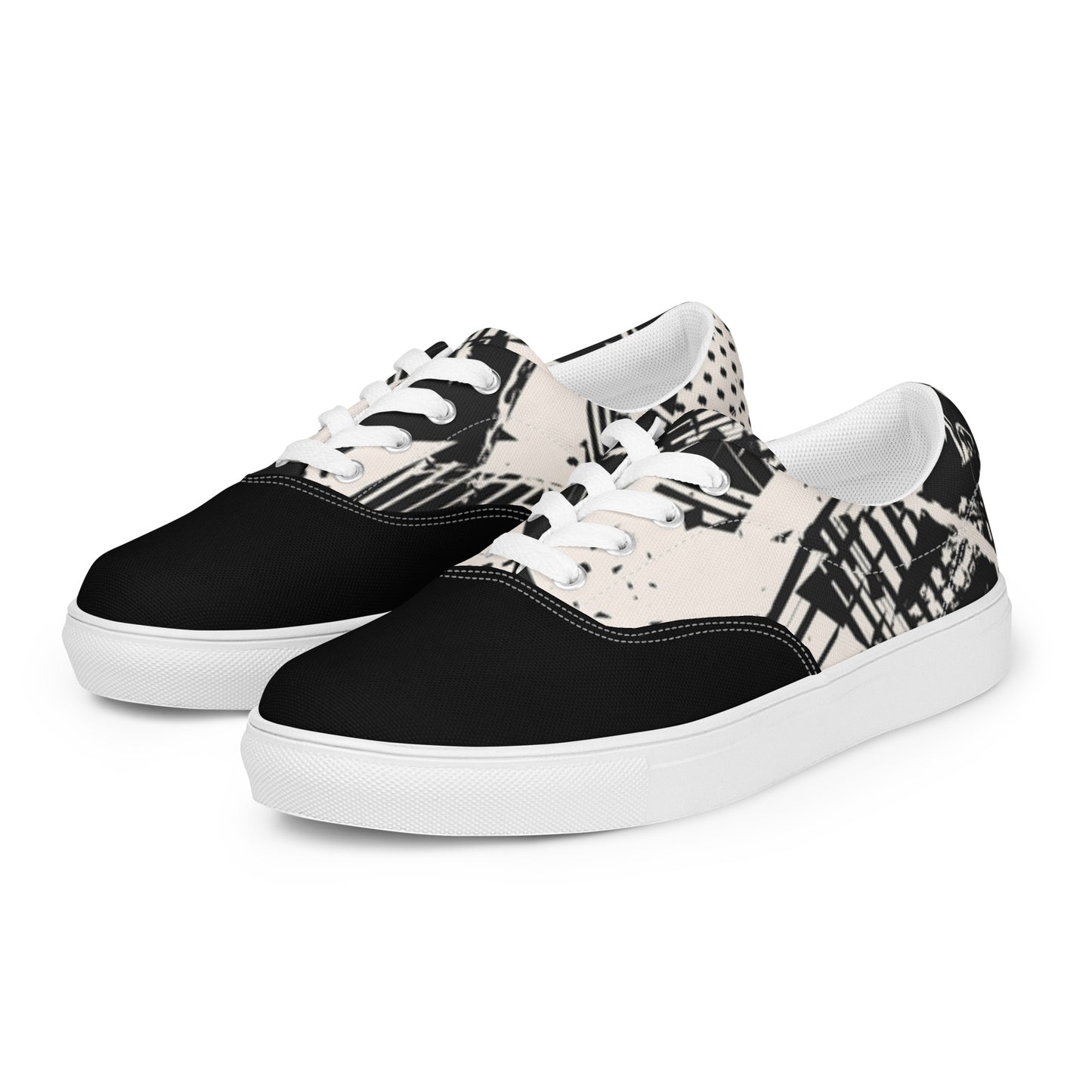 Women’s lace-up canvas shoes