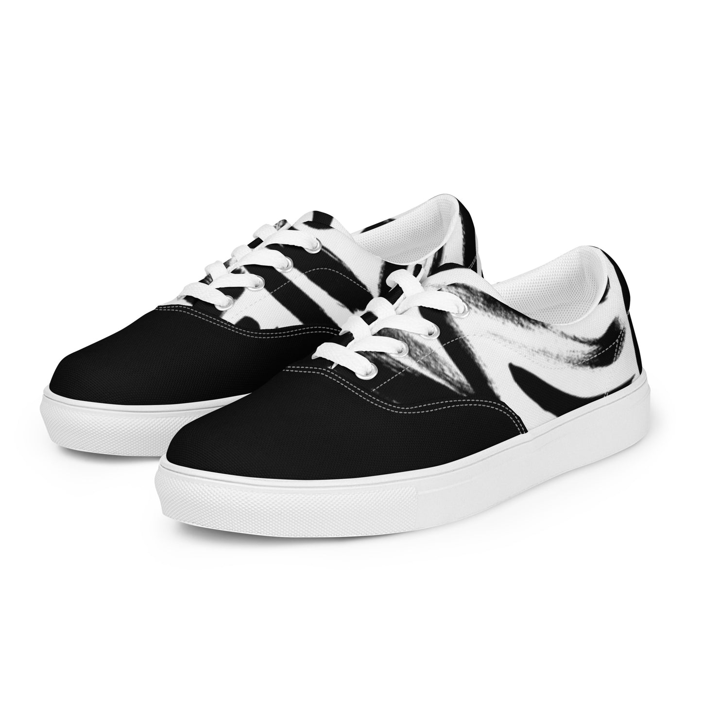 Women’s lace-up canvas shoes
