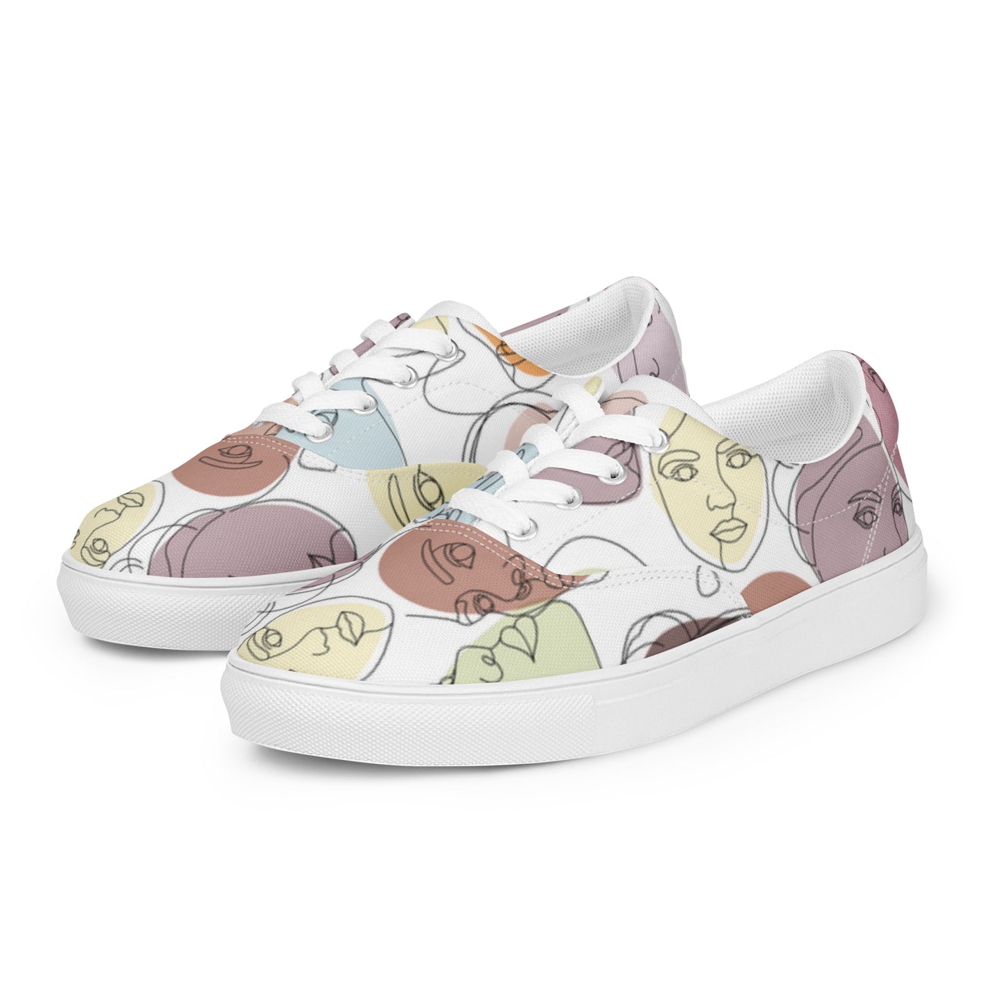 Women’s lace-up canvas shoes