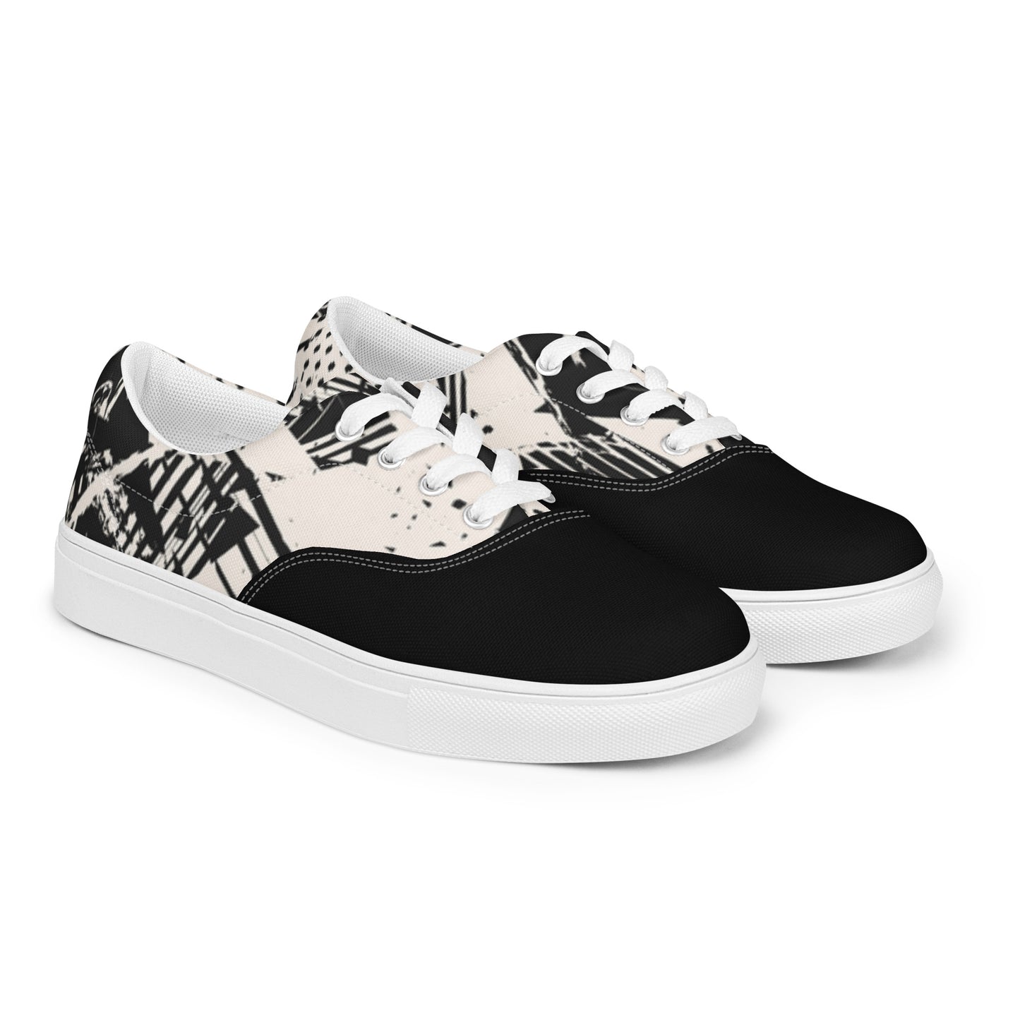 Women’s lace-up canvas shoes