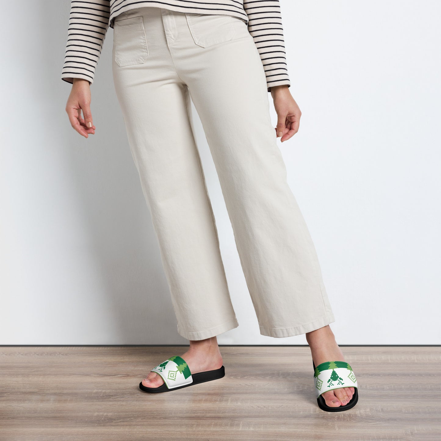 Women's slides