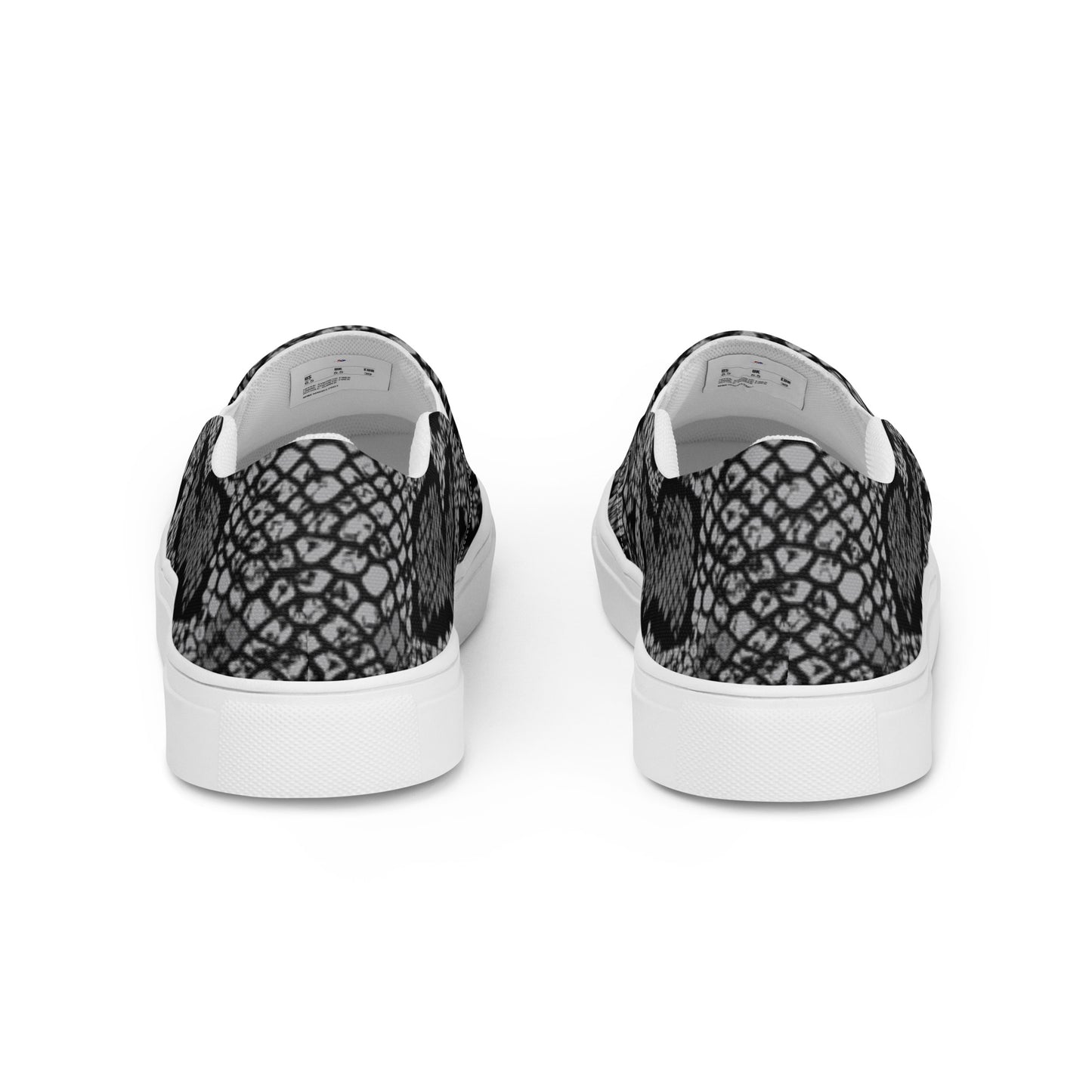 {{ cuffed-beanie-black-front-66ccf3094b609 }} {{ Cuffed Beanie Black }}