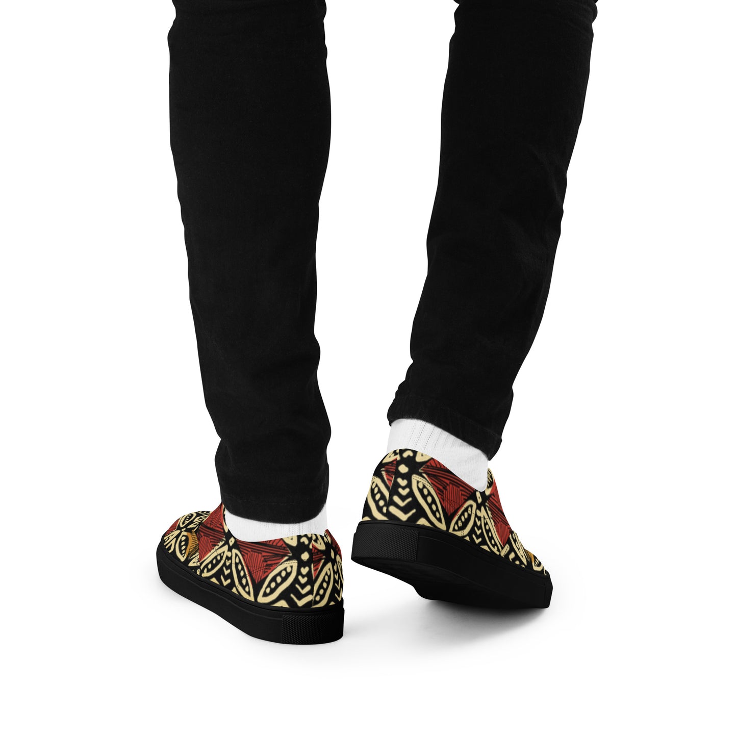 Men’s lace-up canvas shoes