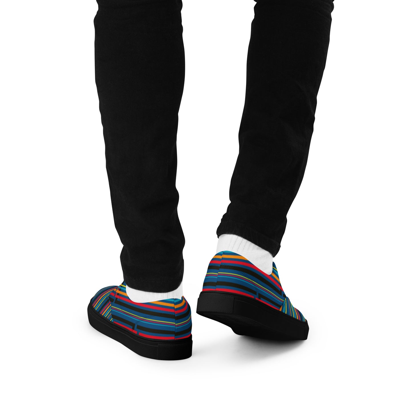Men’s lace-up canvas shoes