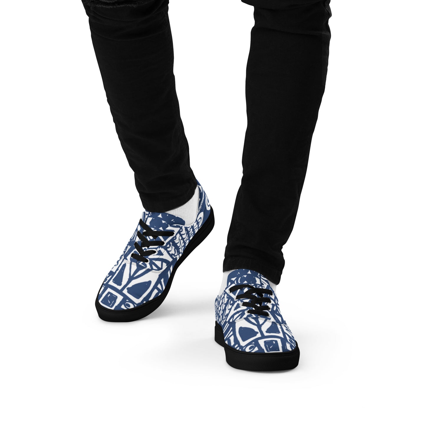 Men’s lace-up canvas shoes